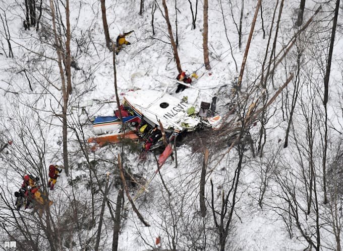 長野県の防災ヘリ墜落 3人死亡 救助訓練中に 日本経済新聞