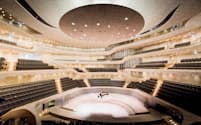 ドイツ・ハンブルクの新しいホール「エルプフィルハーモニー」の内部（写真提供=ソニーミュージック）