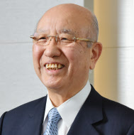 はしもと・とおる　1934年生まれ。東大法卒、富士銀行入行。91年頭取、96年会長。ドイツ証券会長などを経て2011年に日本政策投資銀行社長、15年から現職。