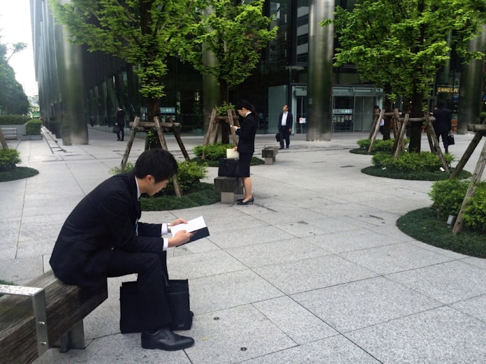 就活生40万人 あとはやるだけ 面接解禁ドキュメント 日本経済新聞 就活生40万人 あとはやるだけ 面接解禁ドキュメント 日本経済新聞