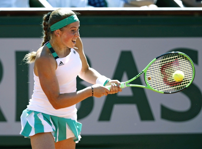 ノーシードのオスタペンコ 四大大会初優勝 全仏テニス女子 日本経済新聞