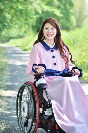 障害と共にわたし前へ 女性ら 経験生かし活動 日本経済新聞 障害と共にわたし前へ 女性ら 経験生かし活動 日本経済新聞