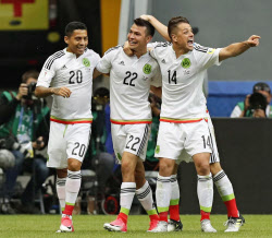 ポルトガル メキシコが準決勝へ コンフェデ杯サッカー 日本経済新聞