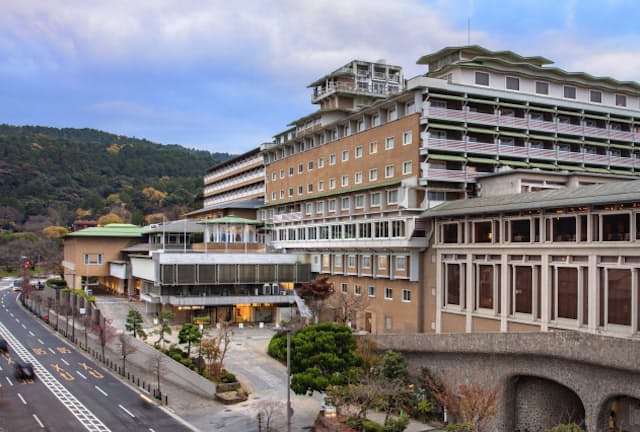 近鉄グループの最上級ホテル「ウェスティン都ホテル京都」は客室単価を現在の約3万円から5万円に引き上げる