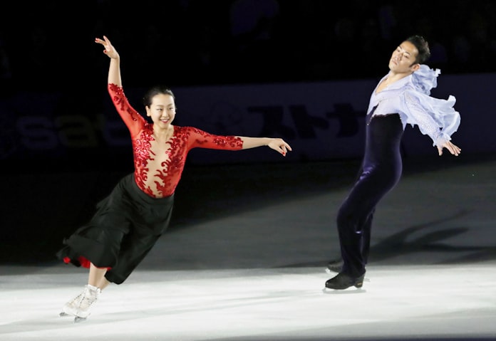 引退後初のアイスショー 浅田真央さんプロデビュー 日本経済新聞 引退後初のアイスショー 浅田真央さんプロデビュー 日本経済新聞