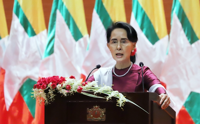 ロヒンギャ難民の帰還受け入れ スー チー氏演説 日本経済新聞