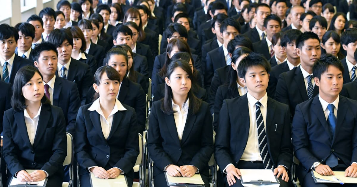 内定式 表情きりり 主要企業が一斉に 日本経済新聞 内定式 表情きりり 主要企業が一斉に 日本経済新聞