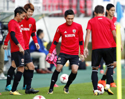 サッカー日本代表 非公開で戦術練習 6日nz戦 日本経済新聞