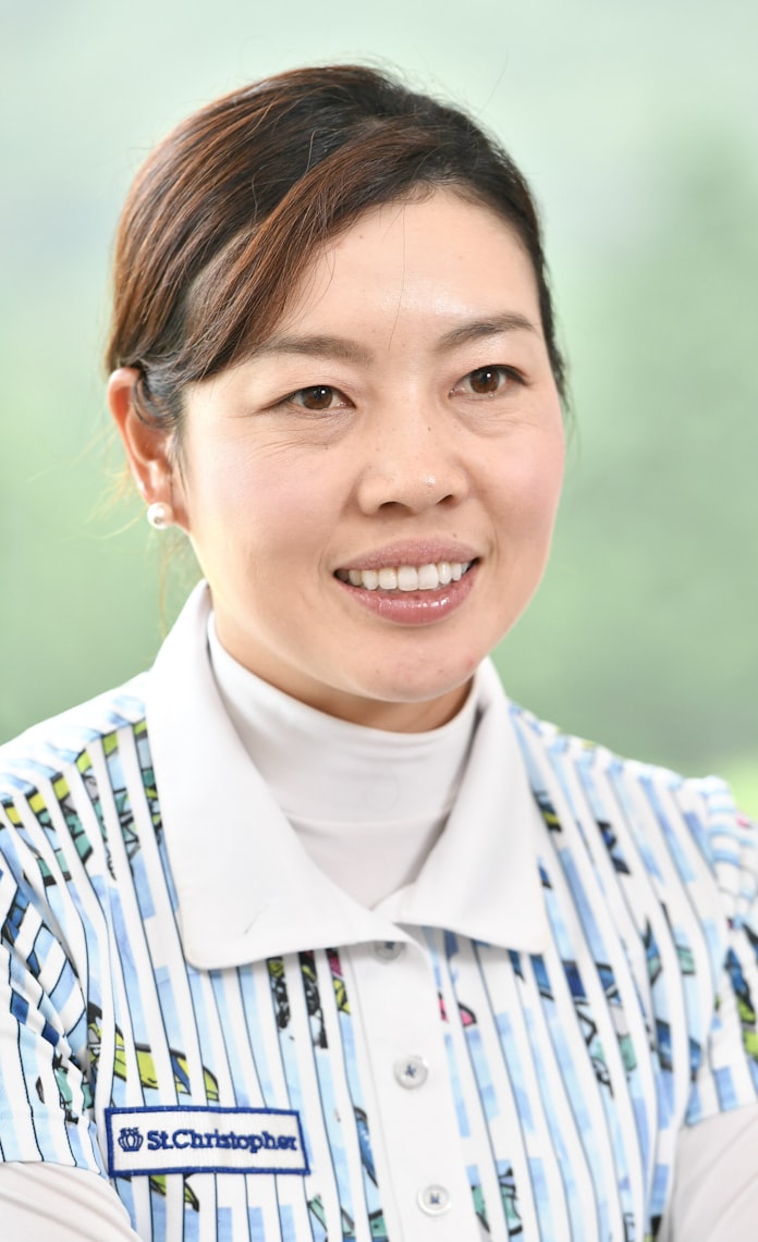 チーム芹沢 入りで開花 ゴルフ 西山ゆかり 上 日本経済新聞 チーム芹沢 入りで開花 ゴルフ 西山ゆかり 上 日本経済新聞