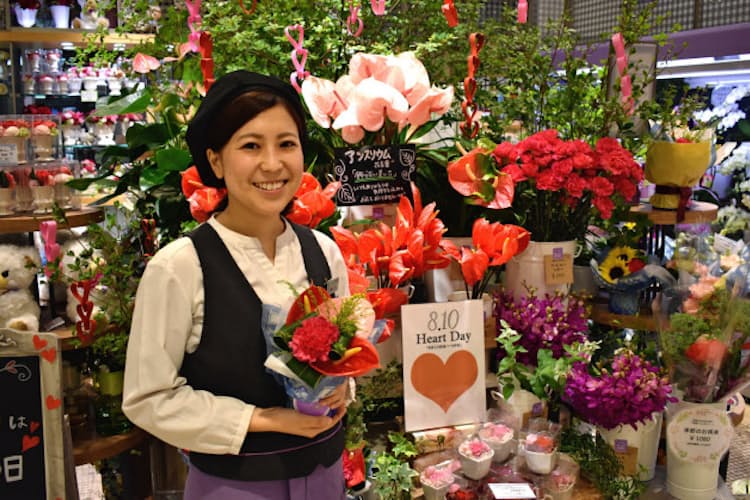 渋谷ヒカリエの生花店長 客の 欲しい 引き出す話術 Nikkei Style 渋谷ヒカリエの生花店長 客の 欲しい 引き出す話術 Nikkei Style