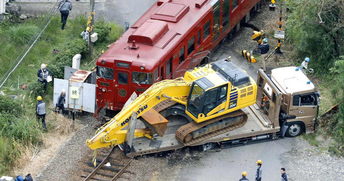 熊本で観光列車とトレーラー衝突 乗客11人けが 日本経済新聞 熊本で観光列車とトレーラー衝突 乗客11人けが 日本経済新聞