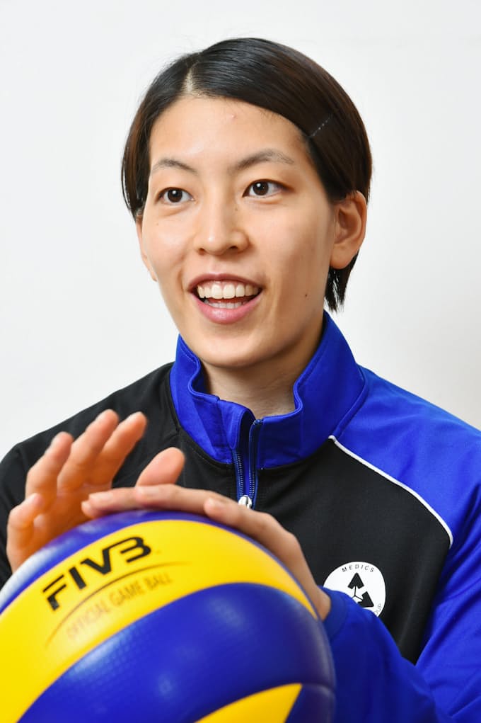 異色の攻撃型セッター バレー 冨永こよみ 上 日本経済新聞