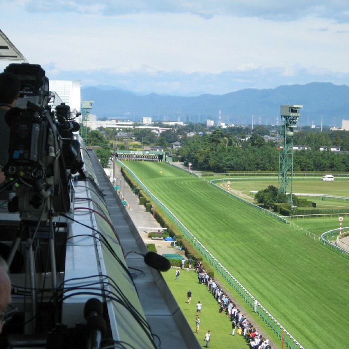 全国10競馬場 それぞれの 職場 への思い 日本経済新聞 全国10競馬場 それぞれの 職場 への思い 日本経済新聞