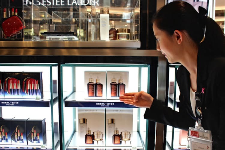 街中の免税店 日本人も買い物可能 出国30日前から Nikkei Style 街中の免税店 日本人も買い物可能 出国30日前から Nikkei Style