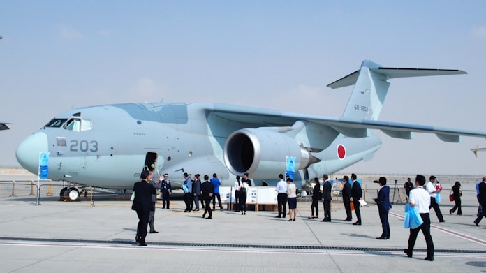 ドバイ航空ショー開幕 空自 新型輸送機を海外初出展 日本経済新聞 ドバイ航空ショー開幕 空自 新型輸送機を海外初出展 日本経済新聞