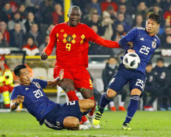 日本はベルギーに0 1 強豪に2連敗 サッカー親善試合 日本経済新聞