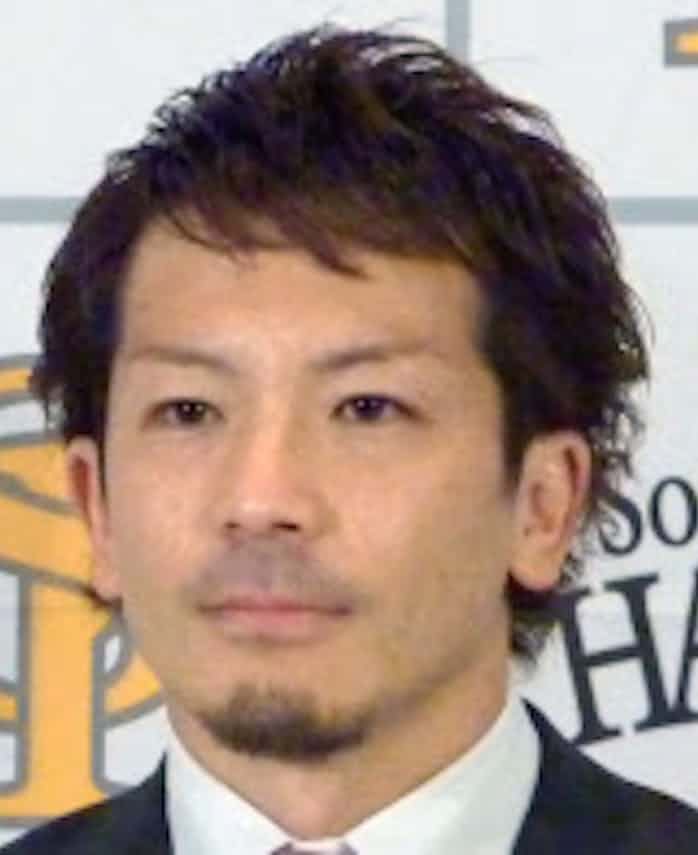 ソフトバンク松田 現状維持の4億円でサイン 日本経済新聞