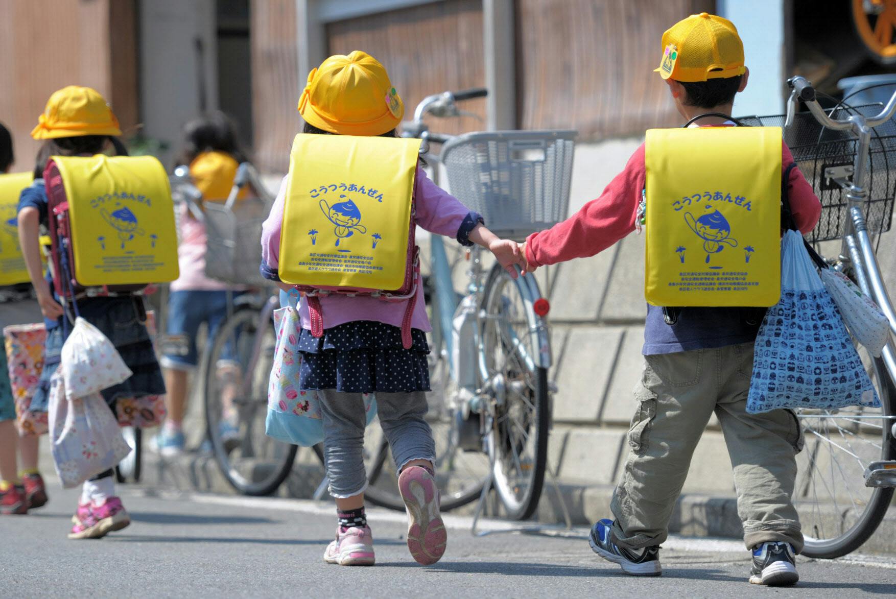 肥満の子 世界で1 2億人 日本は やせ形 増加も Nikkei Style