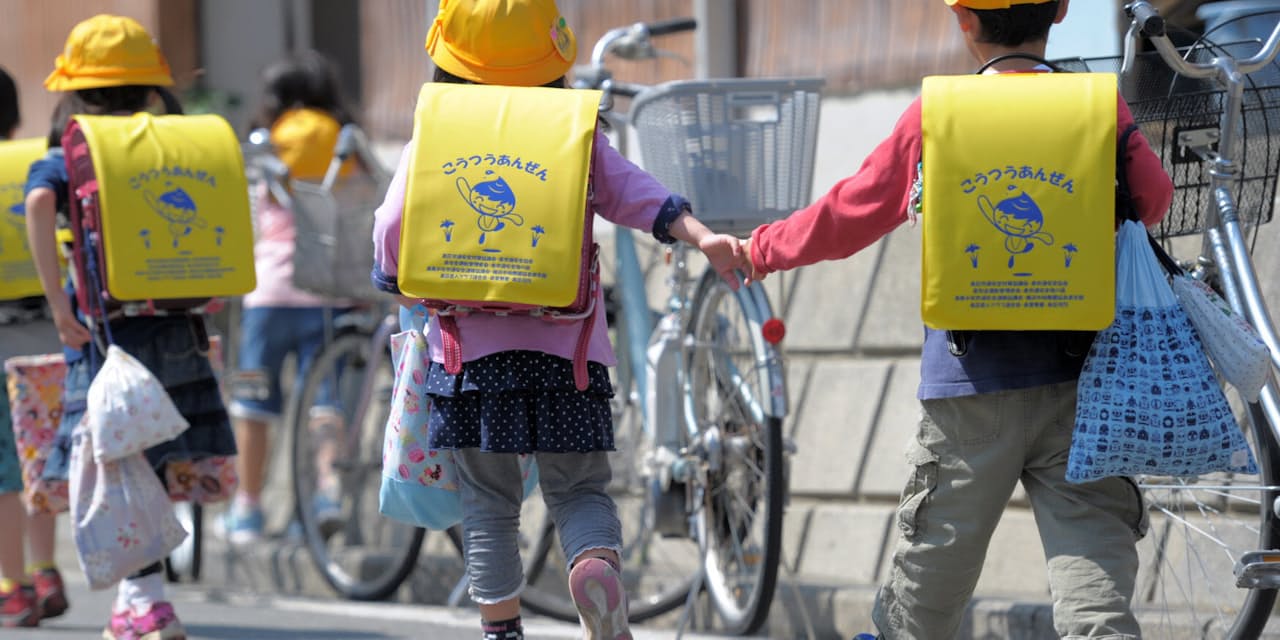 肥満の子 世界で1 2億人 日本は やせ形 増加も Nikkei Style 肥満の子 世界で1 2億人 日本は やせ形 増加も Nikkei Style