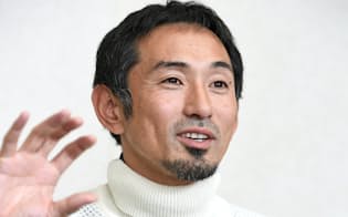1978年広島県生まれ。男子400メートルハードルの日本記録保持者。スポーツベンチャーの支援やスポーツ関連事業を手掛けるプロジェクト組織、デポルターレ・パートナーズの代表を務める