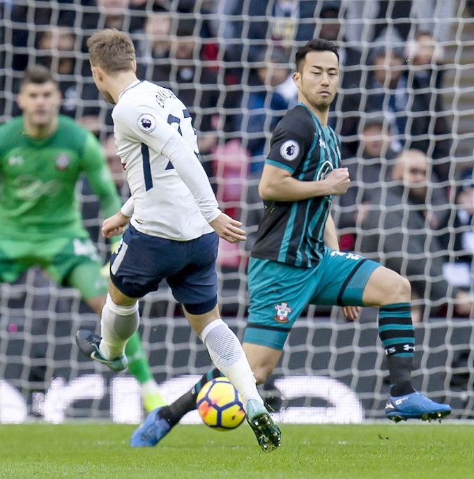 吉田フル出場 チームは敗れる プレミアリーグ 日本経済新聞