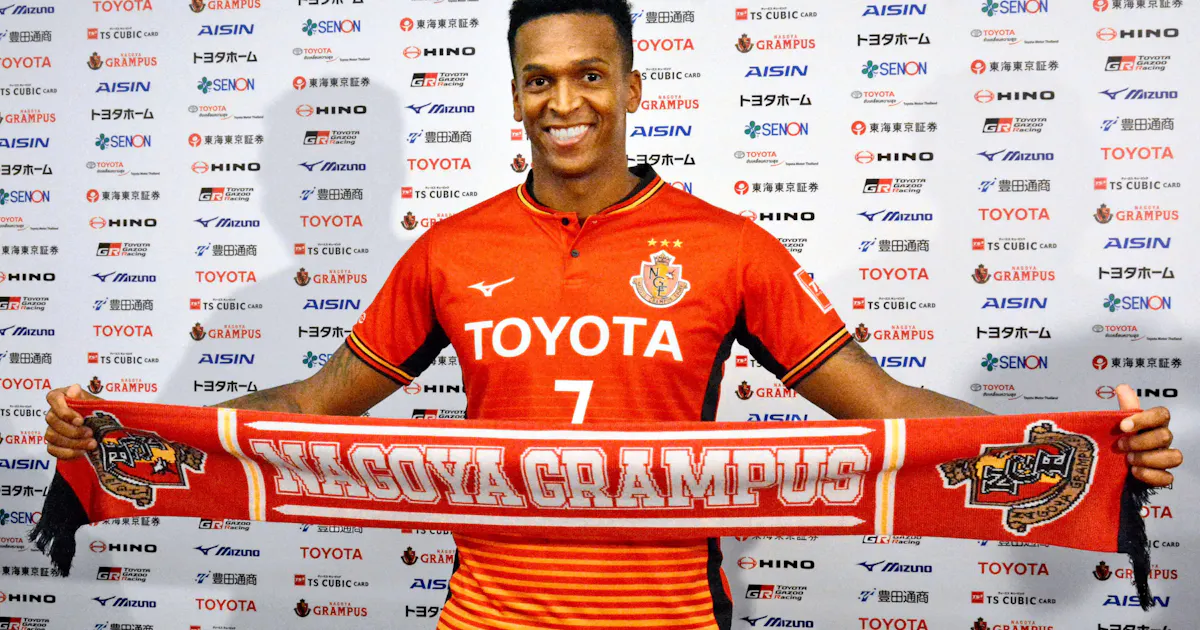 日本で輝いたブラジル人選手 ジョーも続けるか 日本経済新聞 日本で輝いたブラジル人選手 ジョーも続けるか 日本経済新聞