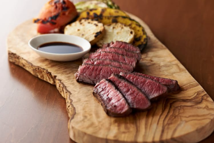 うまみ凝縮 憧れの熟成肉 特殊シートで安く簡単に Nikkei Style うまみ凝縮 憧れの熟成肉 特殊シートで安く簡単に Nikkei Style