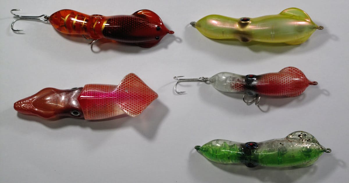 ホタルイカ模したルアー 富山県射水市 日本経済新聞 ホタルイカ模したルアー 富山県射水市 日本経済新聞