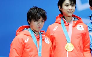 アシックスは平昌五輪で日本チームにコートなどを提供している（17日、平昌）=上間孝司撮影