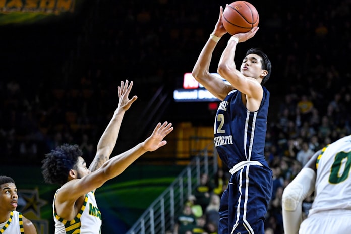 渡辺 米大学バスケで奮戦 Nbaにアピール 日本経済新聞 渡辺 米大学バスケで奮戦 Nbaにアピール 日本経済新聞