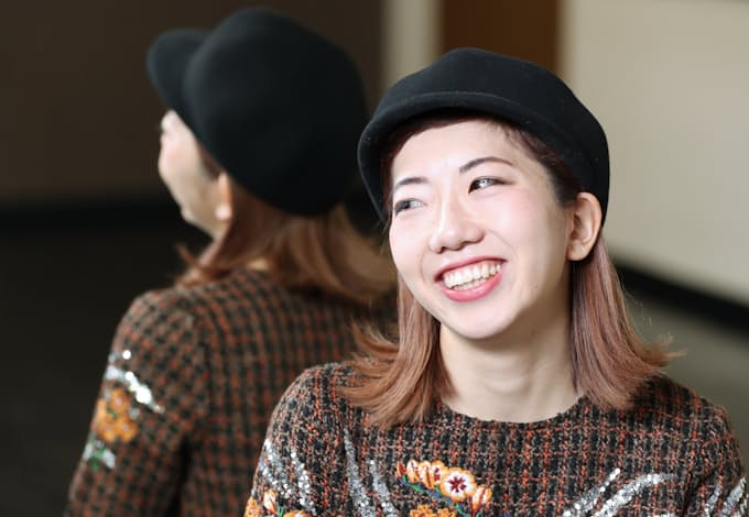 感動より笑い ダンス磨く バブリーダンスの振付師 Akaneさん もっと関西 日本経済新聞