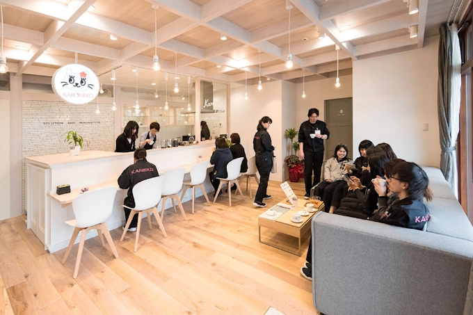 金子製作所 町工場におしゃれカフェ 日本経済新聞