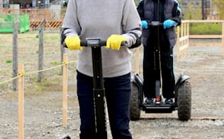 アイシンの小型電動立ち乗り車 年製品化へ 日本経済新聞 アイシンの小型電動立ち乗り車 年製品化へ 日本経済新聞