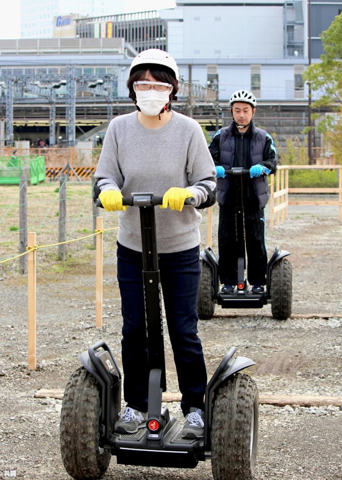 日本初セグウェイ体験施設 世界最大 神奈川 海老名 日本経済新聞