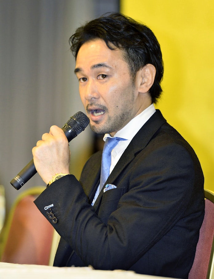 ボクシング山中が引退を発表 歴代2位の12連続防衛 日本経済新聞