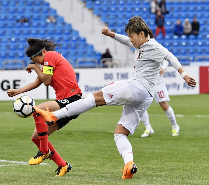 なでしこは韓国と引き分け アジア杯 W杯決定持ち越し 日本経済新聞 なでしこは韓国と引き分け アジア杯 W杯決定持ち越し 日本経済新聞