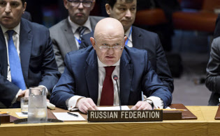 米英仏のシリア攻撃を非難するロシアのネベンジャ国連大使(ニューヨークの国連本部)=国連提供 米英仏のシリア攻撃を非難するロシアのネベンジャ国連大使(ニューヨークの国連本部)=国連提供
