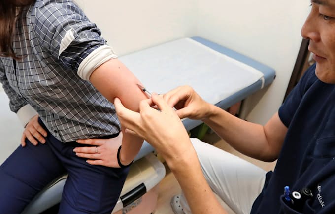 沖縄ではしか流行 Gw旅行控え 感染拡大に警戒 日本経済新聞