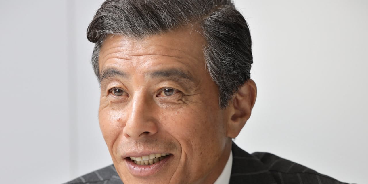 俳優 舘ひろしさん 父から学んだ 紳士 の姿 エンタメ Nikkei Style