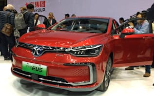 北京汽車集団が発表したAIを搭載した電気自動車「EU5」