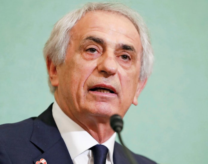 ハリル前監督 問題なら事前に言ってほしかった 日本経済新聞 ハリル前監督 問題なら事前に言ってほしかった 日本経済新聞