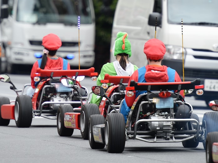 シートベルトを義務化 公道カート 年4月から 日本経済新聞 シートベルトを義務化 公道カート 年4月から 日本経済新聞