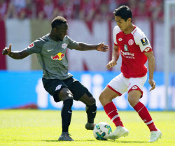 武藤フル出場 Pk獲得とアシストで貢献 ドイツ1部 日本経済新聞 武藤フル出場 Pk獲得とアシストで貢献 ドイツ1部 日本経済新聞