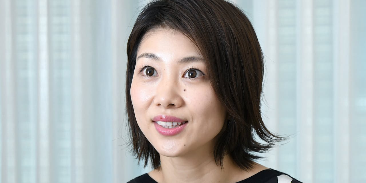 元バドミントン選手 潮田玲子さん 母の一言に奮起 Nikkei Style 元バドミントン選手 潮田玲子さん 母の一言に奮起 Nikkei Style