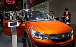 北京国際自動車ショーでは比亜迪（BYD）など現地勢も電気自動車をアピールした。