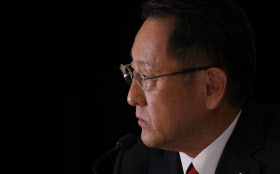 トヨタ 異業種と生存競争 章男社長 ルール変わった 日本経済新聞