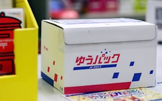 日本郵便はヤマトを激しく追い上げる
