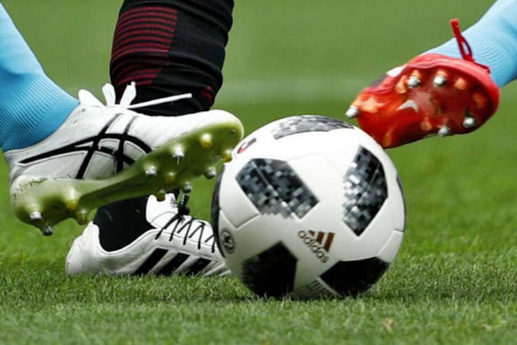 進化するサッカーボール ロシアw杯はicタグ付き Nikkei Style 進化するサッカーボール ロシアw杯はicタグ付き Nikkei Style