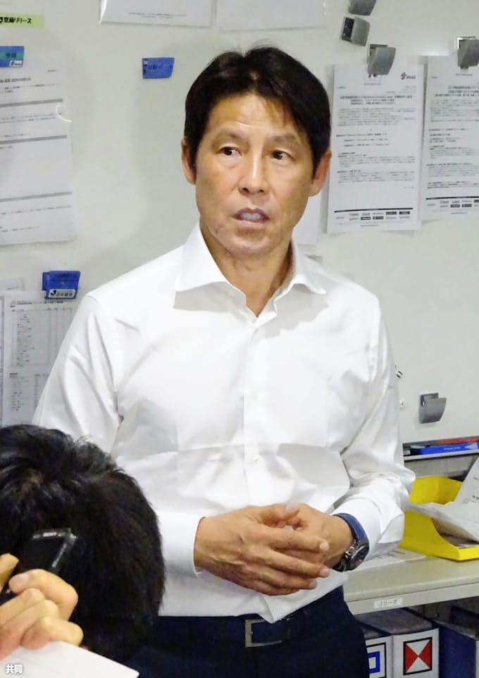 本田 香川はリスト入りか 予備登録35人を決定 W杯日本代表 日本経済新聞