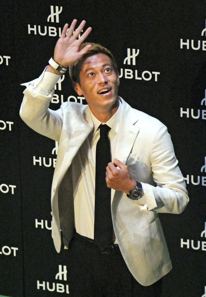 本田圭佑 出る以上は優勝 W杯出場狙う 日本経済新聞 本田圭佑 出る以上は優勝 W杯出場狙う 日本経済新聞